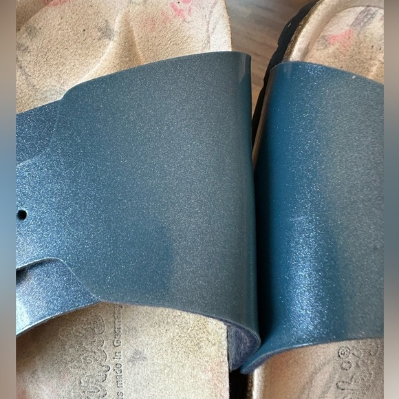 Birkenstock Birki's Metallic Blue Sandals 38 Sz 8 One Strap women’s EUC - Picture 8 of 12